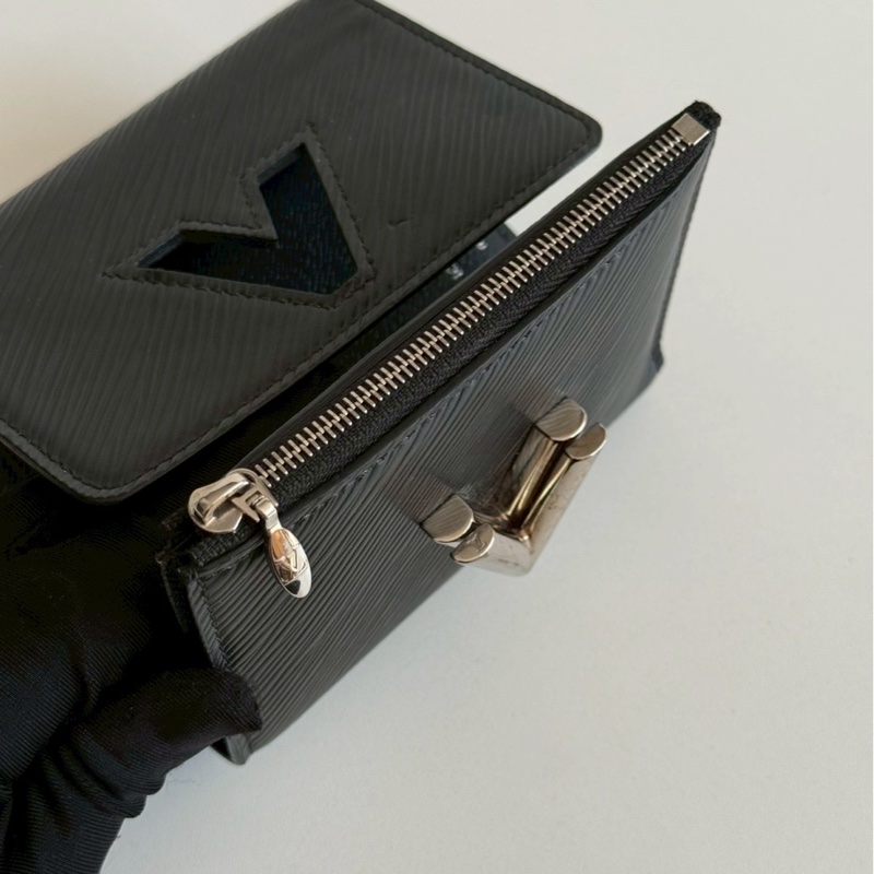 99新🆕 Louis Vuitton LV 路易威登 Twist 短夾-14