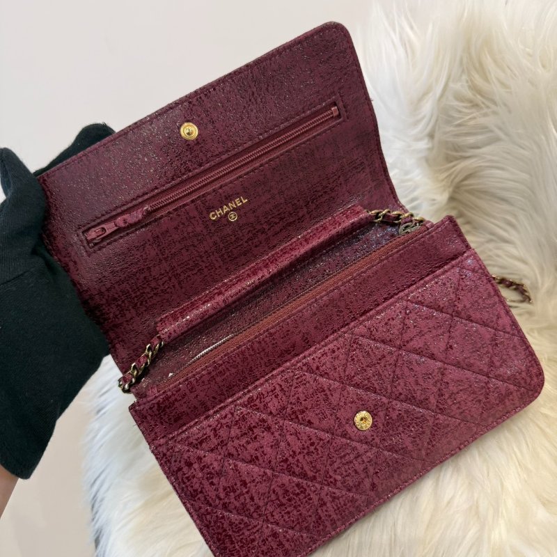 香奈兒 WOC 酒紅金色鍊包-4