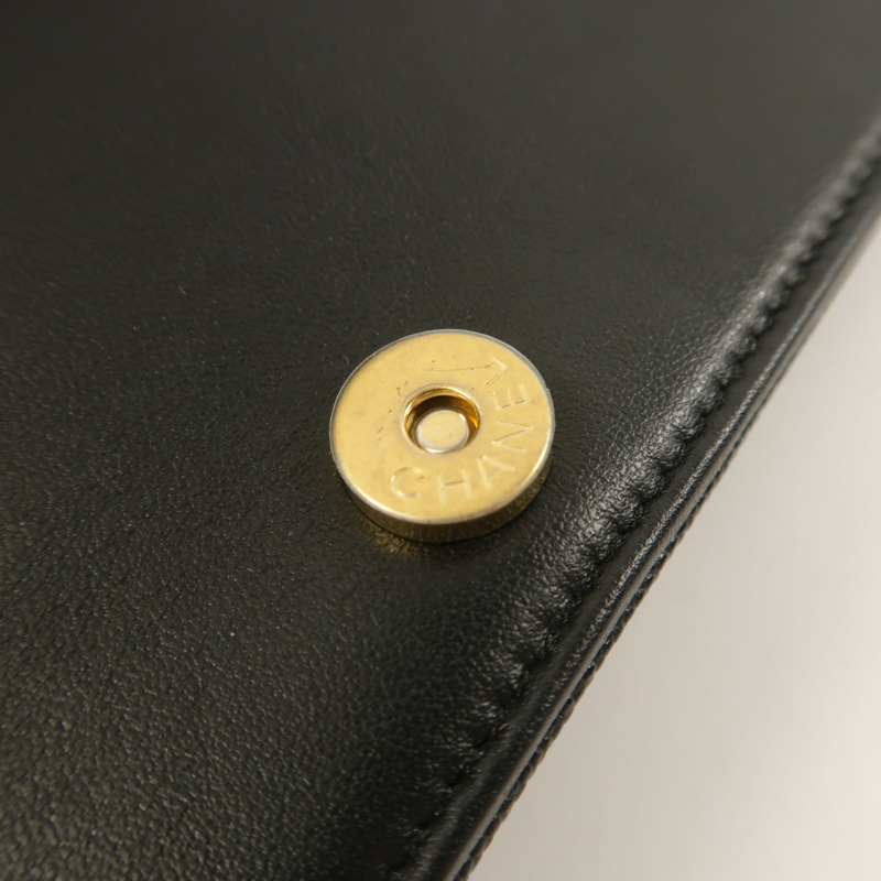 CHANEL 牛皮皮革Boy Wallet On Chain鏈帶肩背袋-14