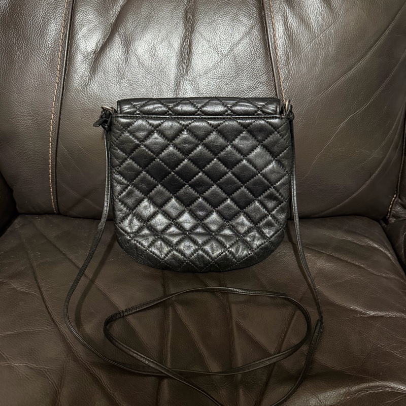 Chanel中古罕有羊皮流蘇斜孭袋-1