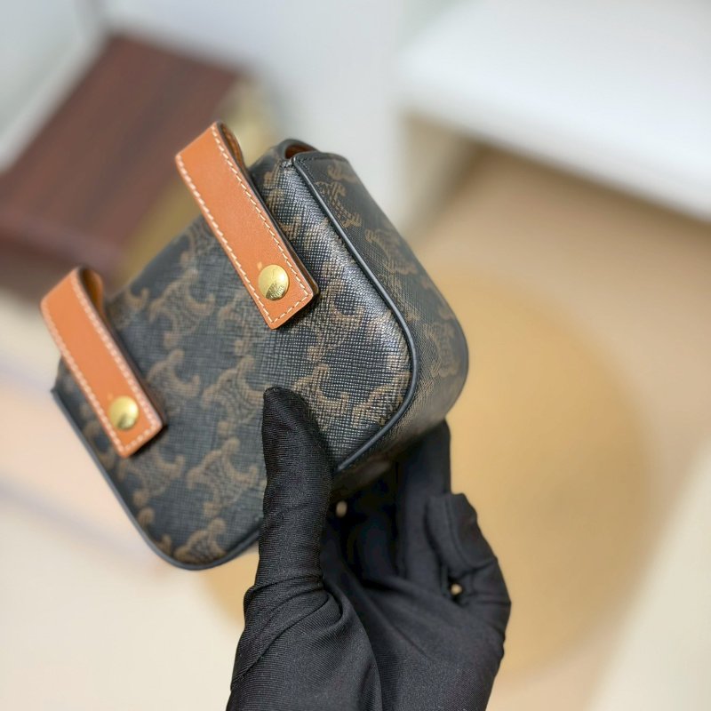 🏷Celine 瑟琳．Claude 凱旋門老花腰包/客人寄賣-7