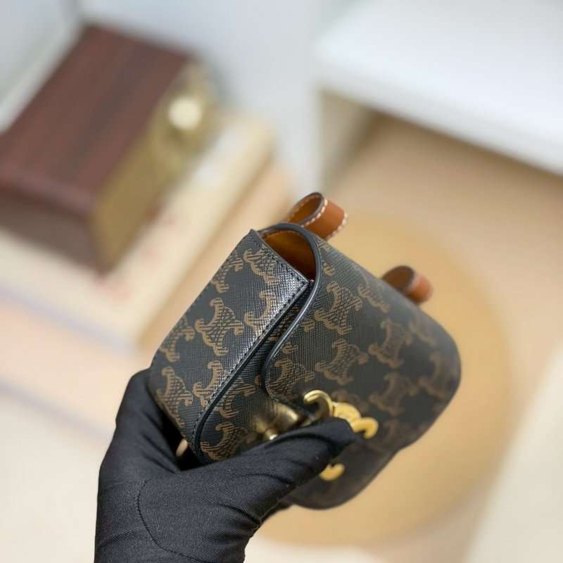 🏷Celine 瑟琳．Claude 凱旋門老花腰包/客人寄賣-8