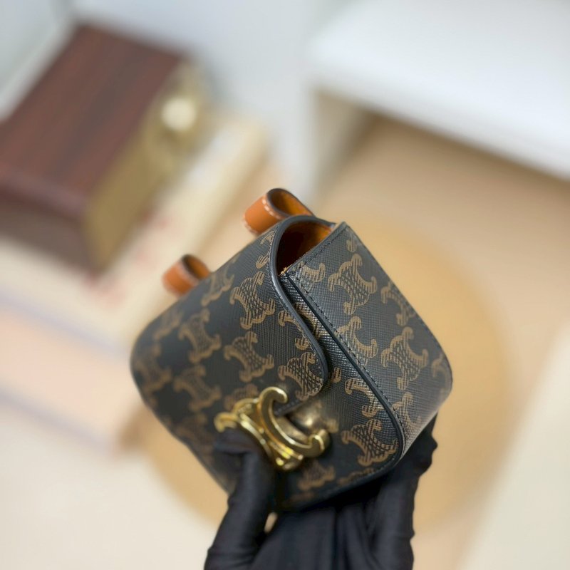 🏷Celine 瑟琳．Claude 凱旋門老花腰包/客人寄賣-9