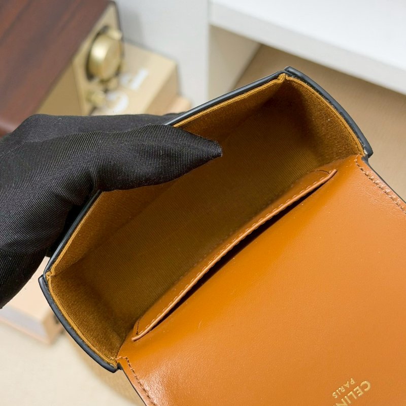 🏷Celine 瑟琳．Claude 凱旋門老花腰包/客人寄賣-17