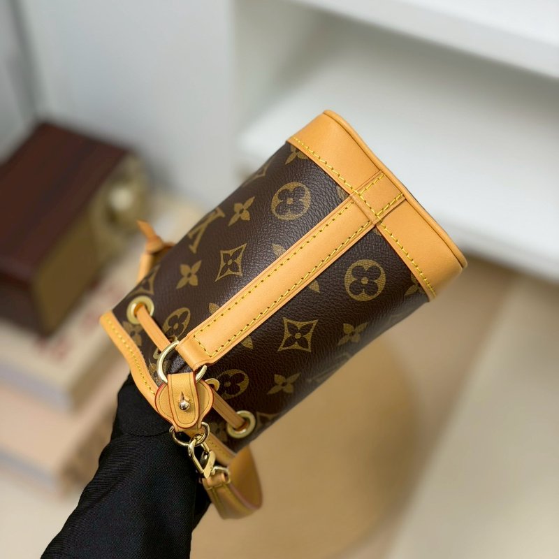 🏷LV 路易威登．Nano Noe 老花小水桶 M81266-2