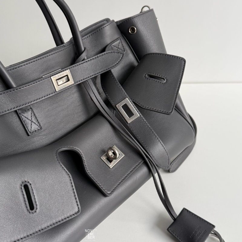 99新🆕 Balenciaga 巴黎世家 Bel Air 灰色銀釦 S號-4