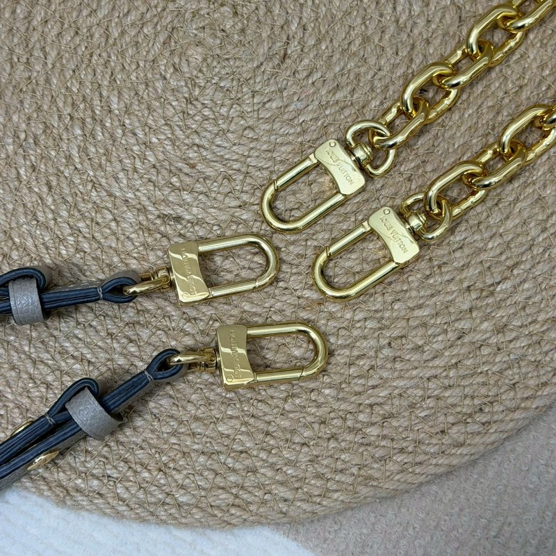 🏷LV 路易威登．Pochette Métis East West 郵差包 斑鳩灰 M23081 芯片款-29