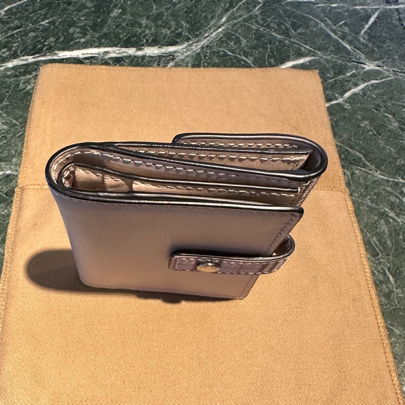 Burberry 經典菱格紋皮夾，千元大鈔可放平，使用過一兩次-3