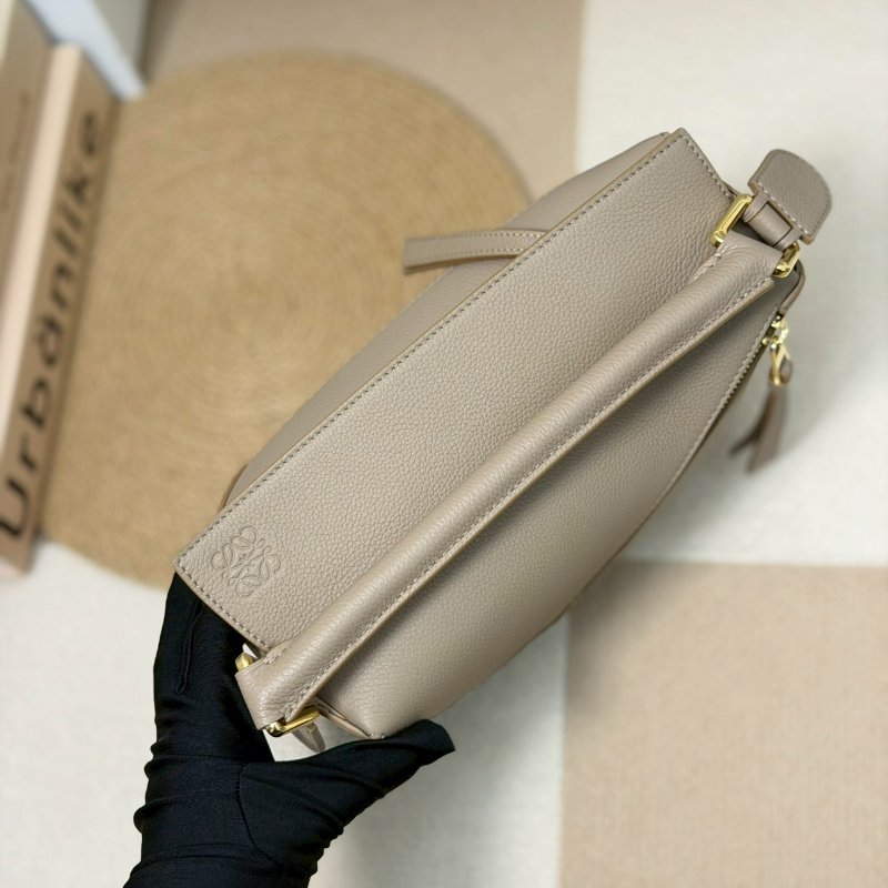 🏷Loewe 羅意威．Small Puzzle 新款 沙色-13