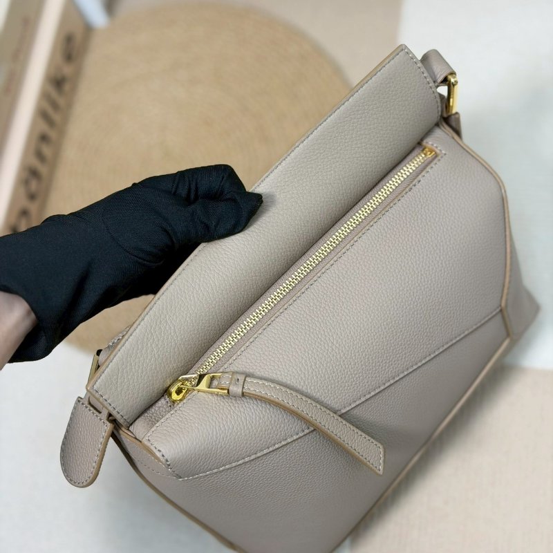 🏷Loewe 羅意威．Small Puzzle 新款 沙色-15