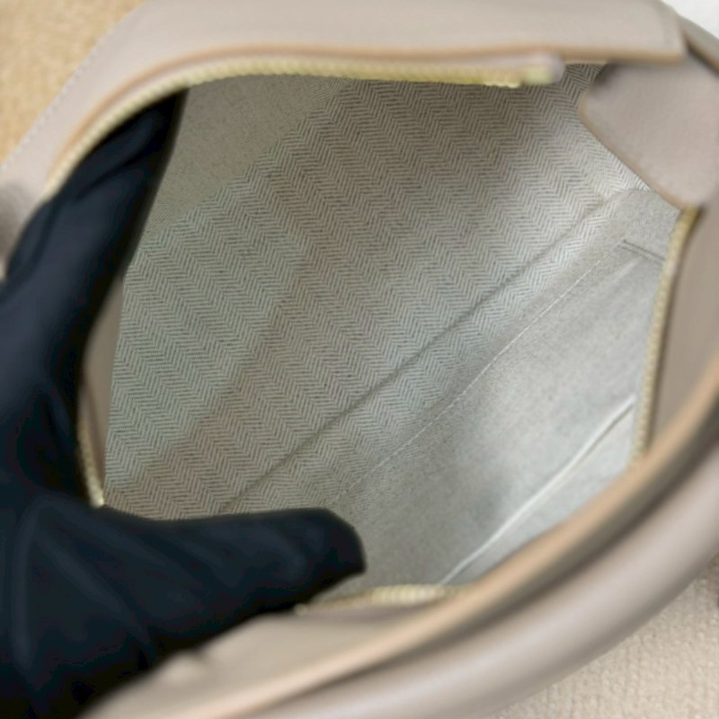 🏷Loewe 羅意威．Small Puzzle 新款 沙色-18