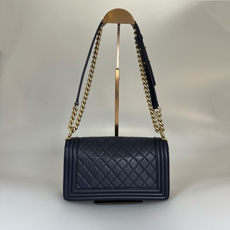 CHANEL BOY25 羊皮深藍金 保卡款21開-1