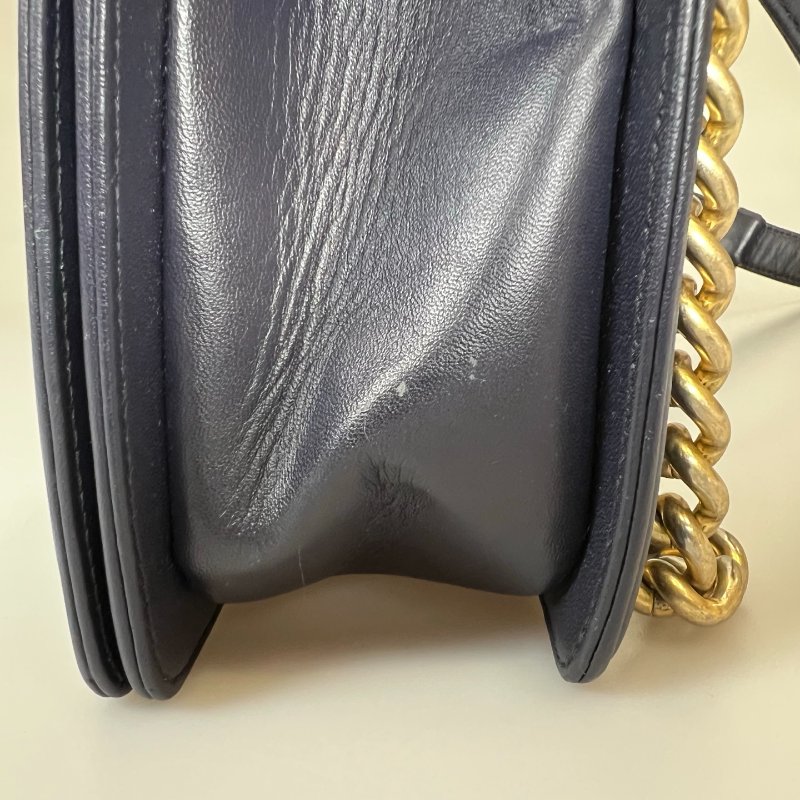 CHANEL BOY25 羊皮深藍金 保卡款21開-7