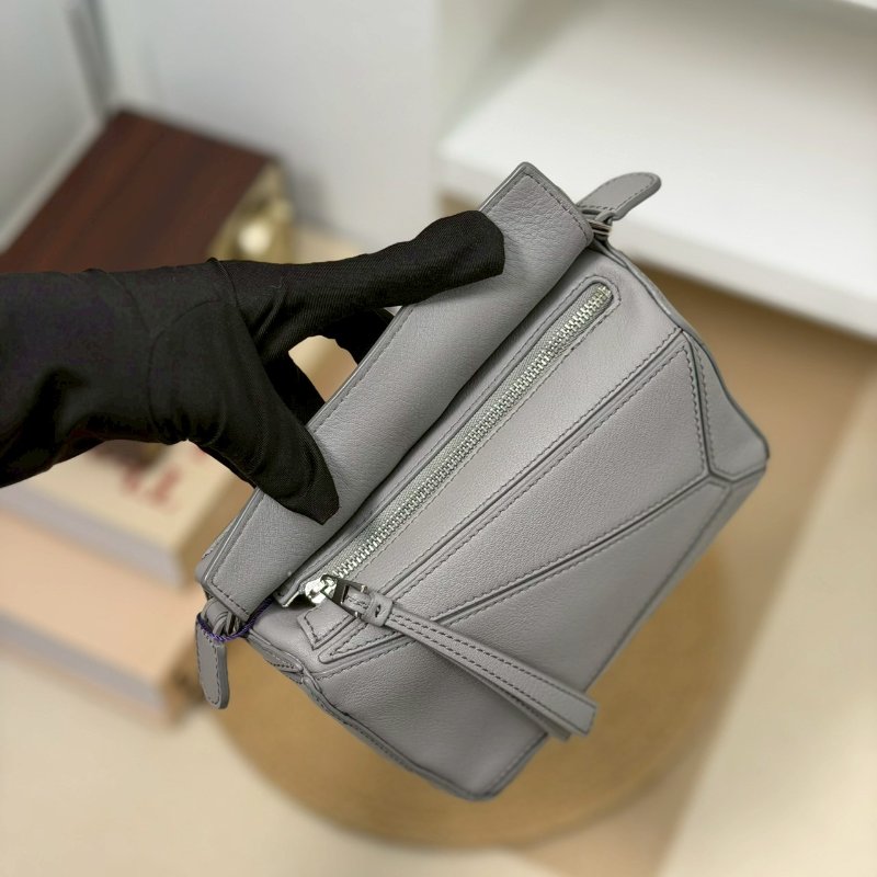 🏷Loewe 羅意威．Mini Puzzle 珍珠灰-15