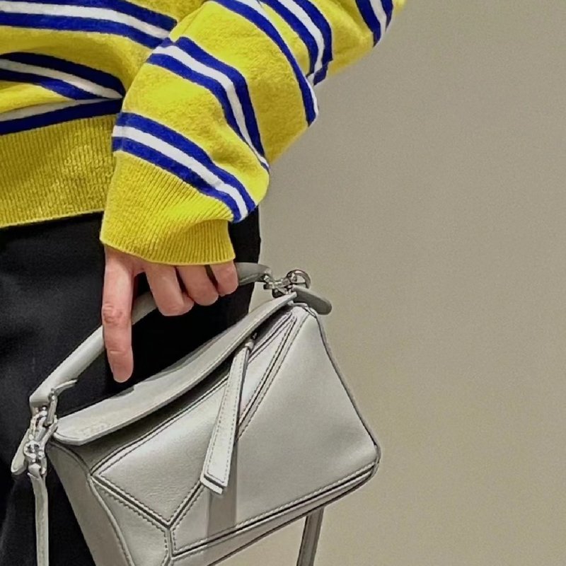 🏷Loewe 羅意威．Mini Puzzle 珍珠灰-23