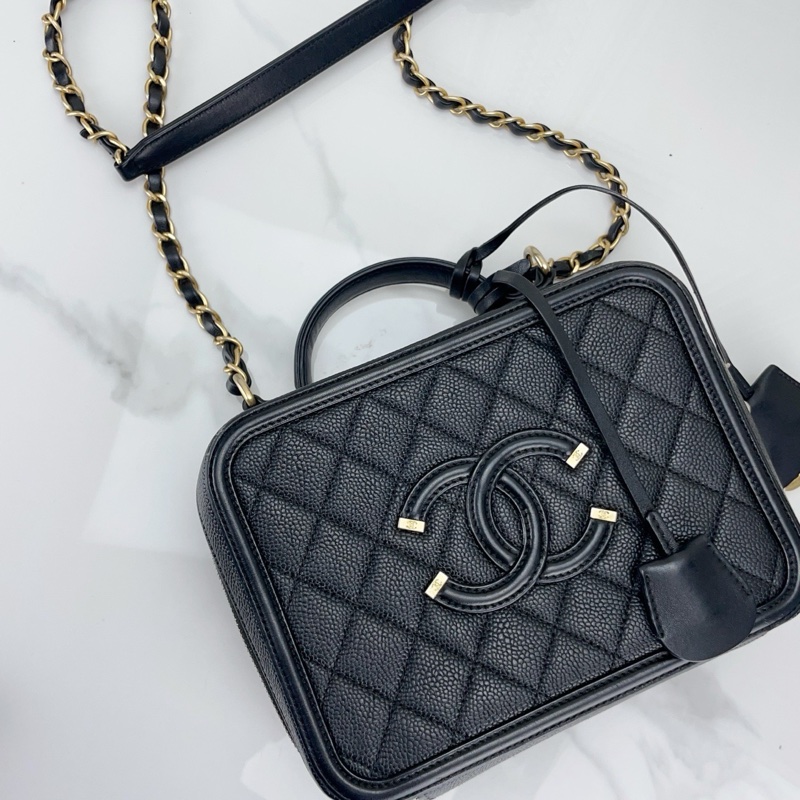 Chanel/香奈兒Vanity Case中號黑金荔枝牛皮相機包手提盒子包 、尺寸21*16、 27開有卡、97新-4