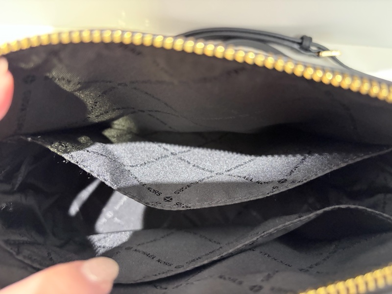 Michael Kors MK JET SET TRAVEL防刮皮革斜背貝殼包 MK斜背包-12