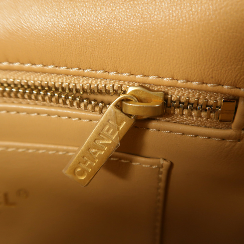 CHANEL 牛皮皮革Flap Bag鏈帶肩背袋-15