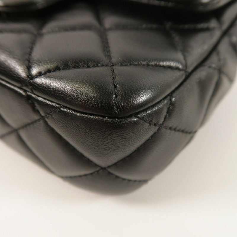 CHANEL 羊皮皮革Mini Flap Bag鏈帶肩背袋-10