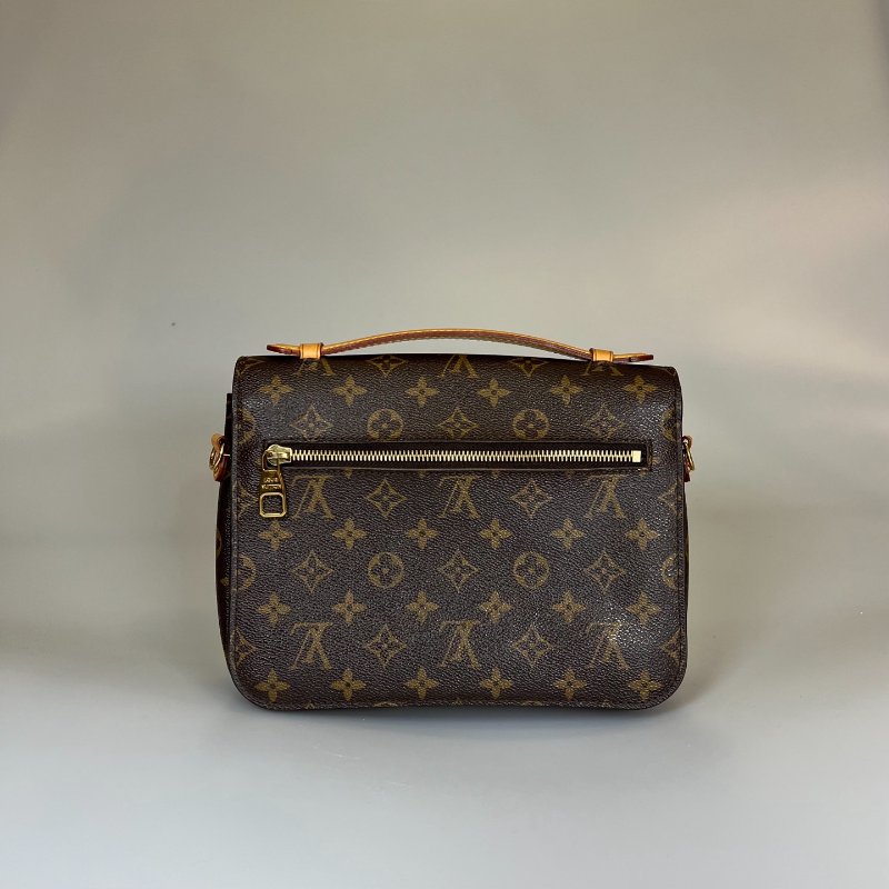 LV M44875 老花郵差包-1