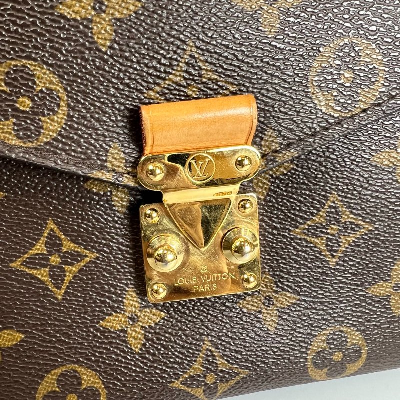 LV M44875 老花郵差包-9