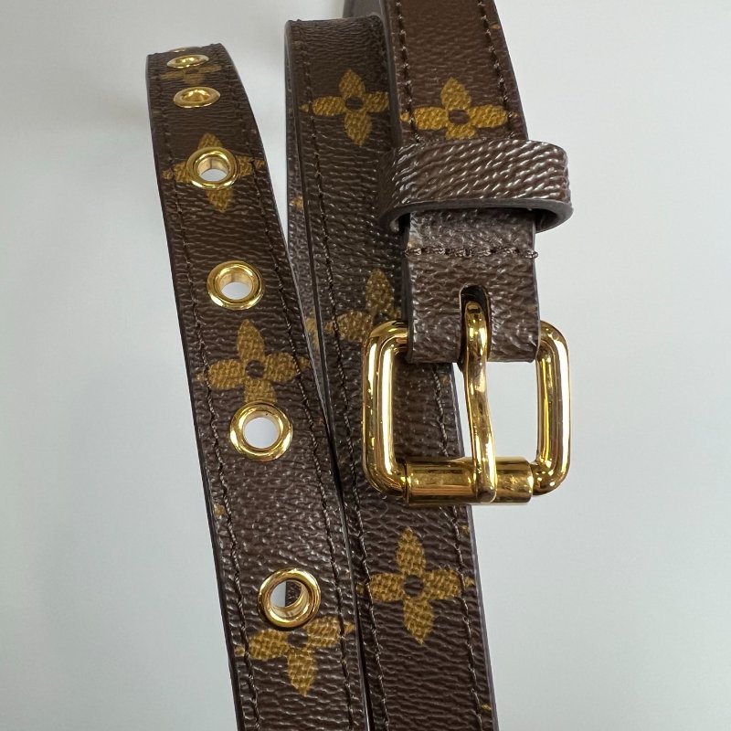 LV M44875 老花郵差包-14