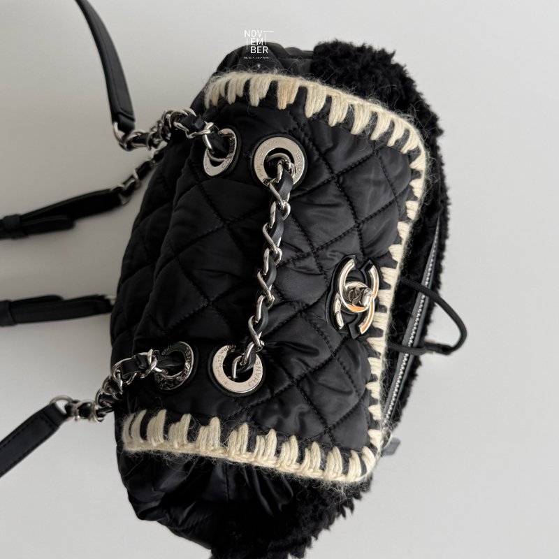 99新🆕 保卡款 Chanel 香奈兒 羊羔毛拼尼龍後背包-3