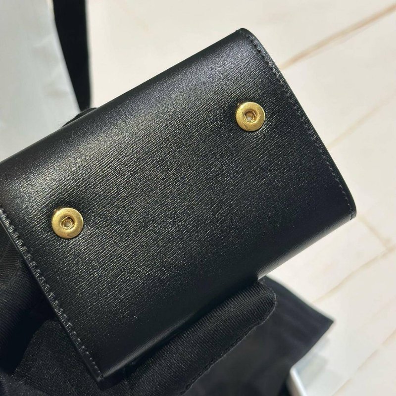 *SHIHNA名牌精品* Celine Triomphe小牛皮短款零錢包-6