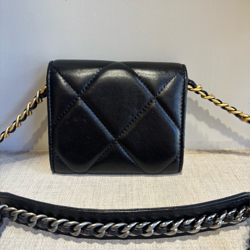 香奈兒Chanel 19bag 黑色羊皮菱格小鏈包-1