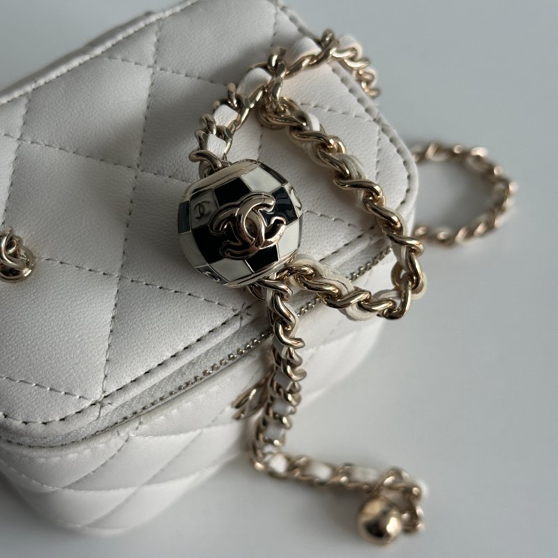 99新🆕 Chanel 香奈兒 足球釦小盒子⚽️ 白色金釦-4