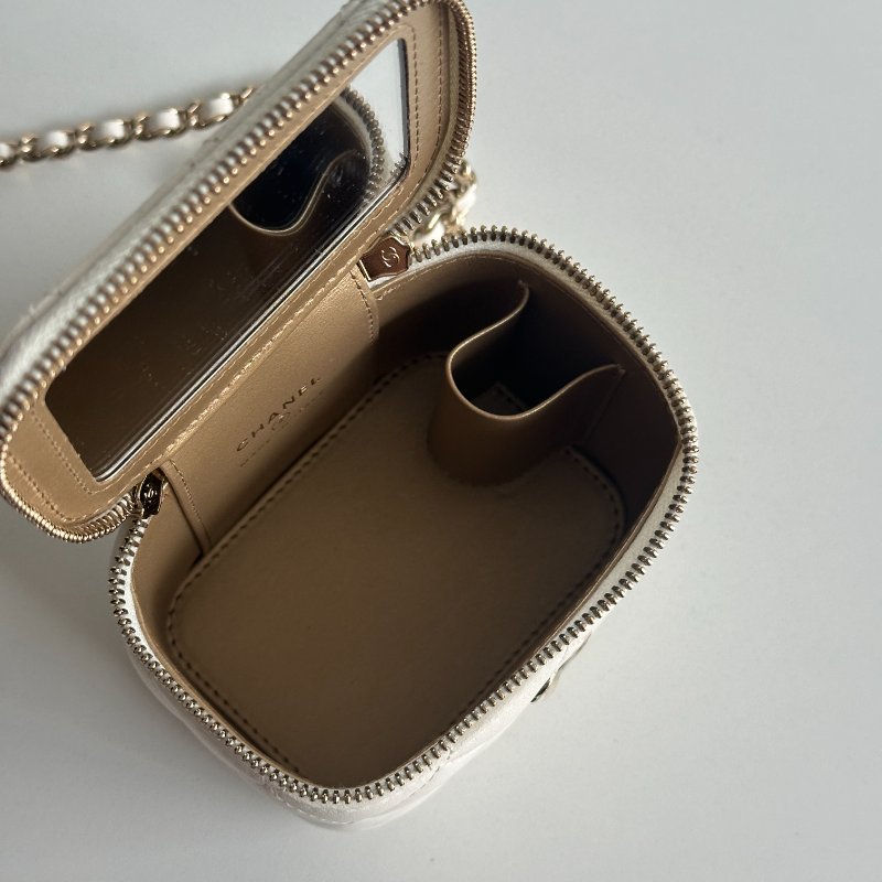 99新🆕 Chanel 香奈兒 足球釦小盒子⚽️ 白色金釦-5