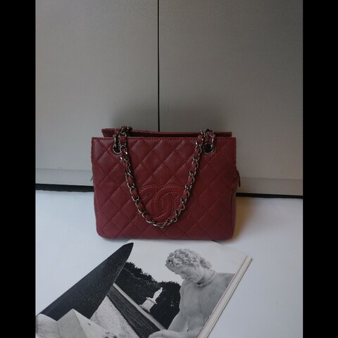 Chanel 銀鍊紅皮菱格三層小托特包 小豆腐包