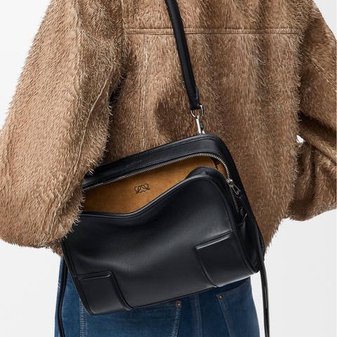 Loewe 女士 小號 Amazona 180單肩包均碼碼小號、24.5cm*10cm*18.5cm