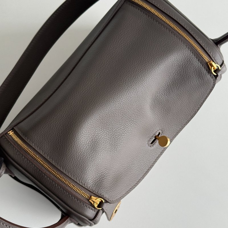 99新🆕 全配有購證🙌🏻 Hermès 愛馬仕 Lindy 26錫器灰金釦-6