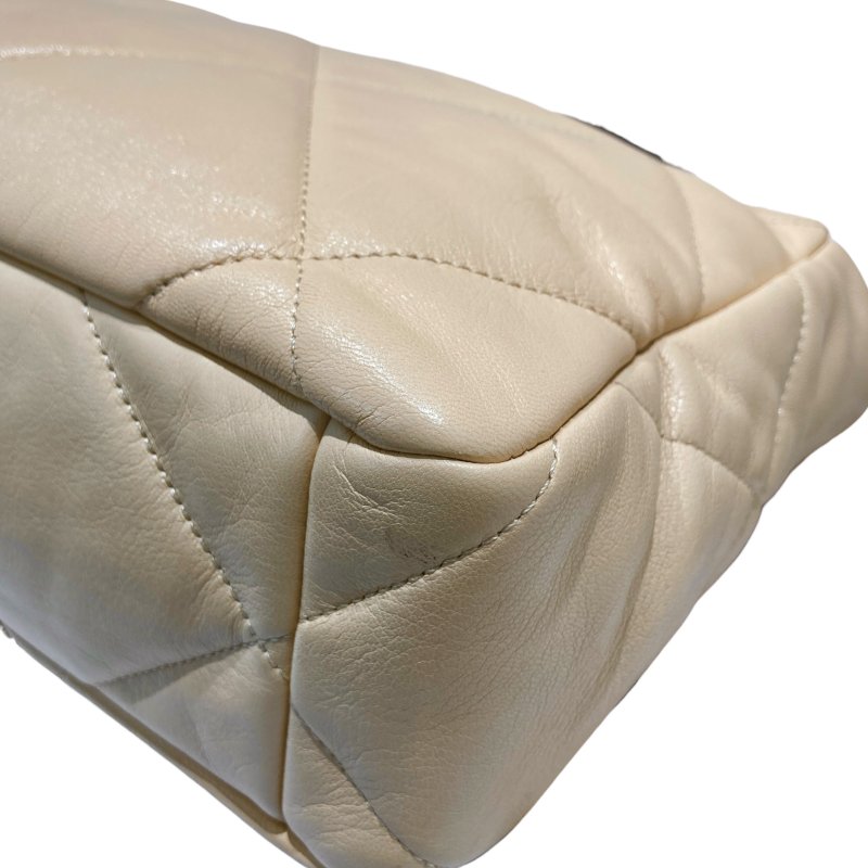 CHANEL 香奈兒 19 BAG 翻蓋肩背包 羊皮 米色 金釦-9