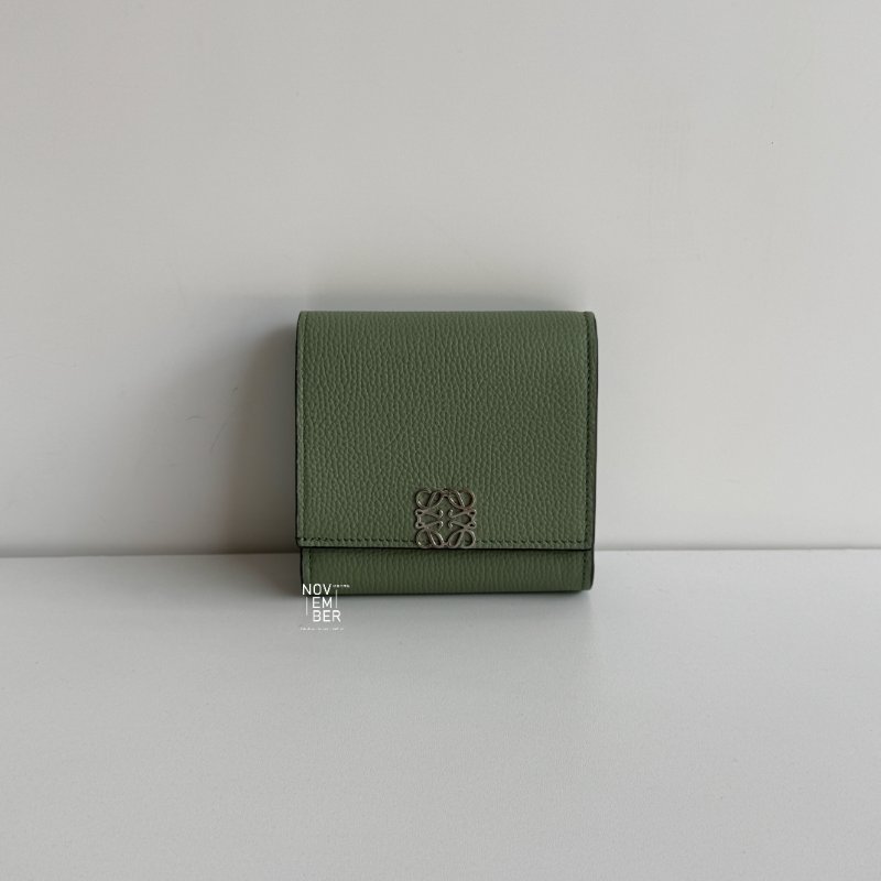 99新🆕 Loewe 羅意威 酪梨綠短夾🥑-0