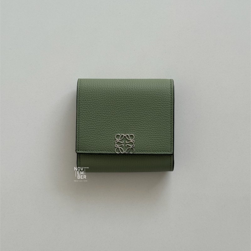 99新🆕 Loewe 羅意威 酪梨綠短夾🥑-1