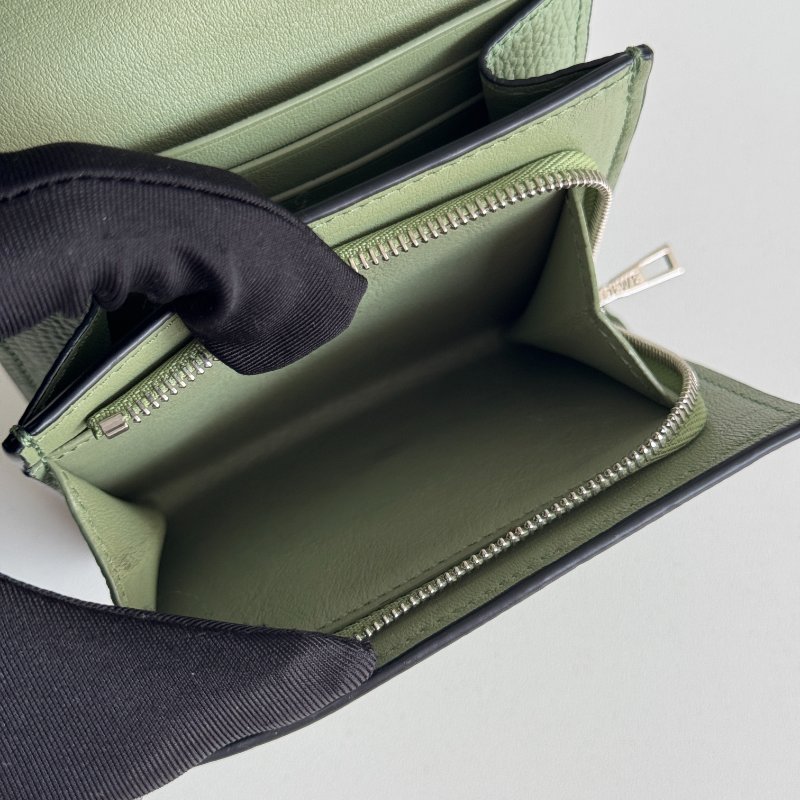 99新🆕 Loewe 羅意威 酪梨綠短夾🥑-11