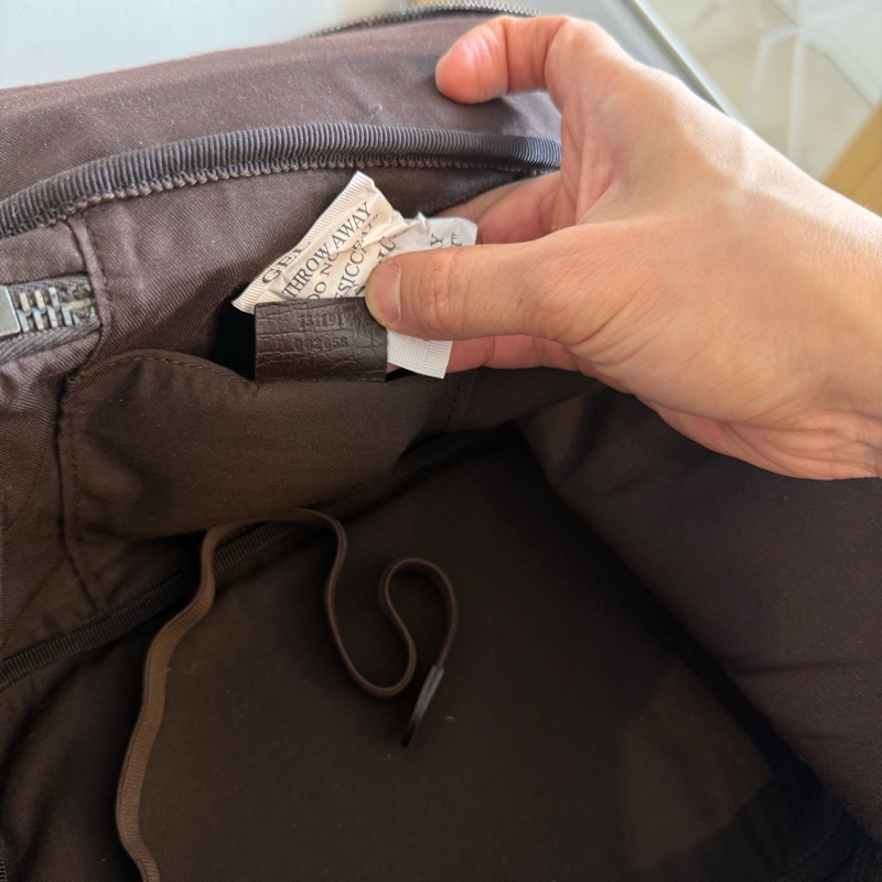 Gucci 👍🏻 100%Real正貨，新淨，正常使用痕跡-9