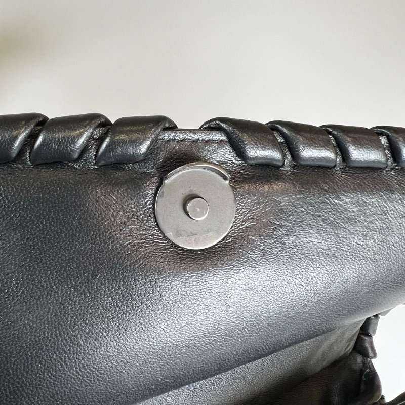 BV  黑編織單肩鏈條包-8