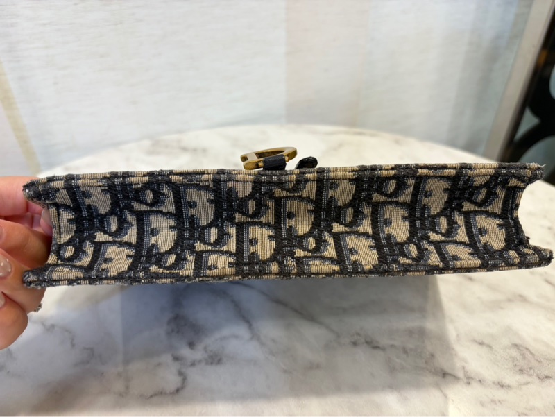 ［ 便宜賣 ］Dior 老花WOC鏈包-14