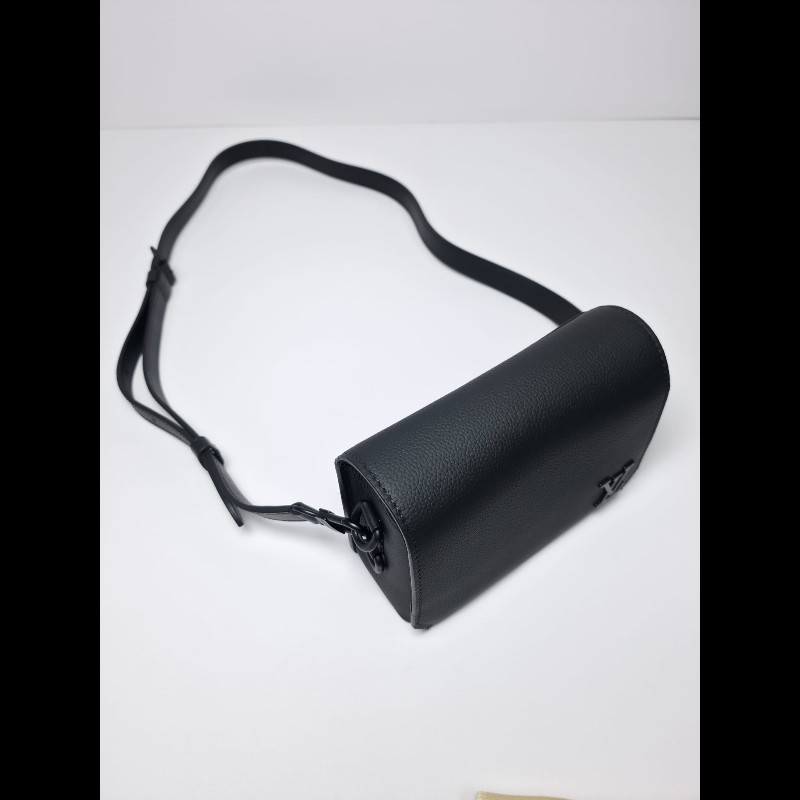 LV 黑色Men's Crossbody Flap Bag-5