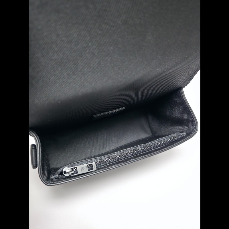 LV 黑色Men's Crossbody Flap Bag-14