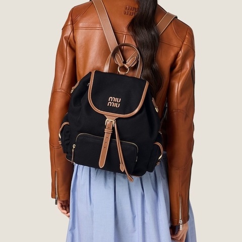 Miu Miu 女士 翻蓋雙肩包均碼碼25cm*12.5cm*29.5cm