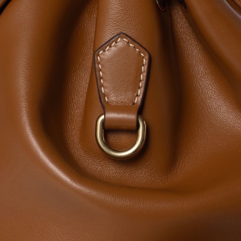 Miu Miu 女士 翻蓋雙肩包均碼碼29.5cm*12.5cm*25cm-1