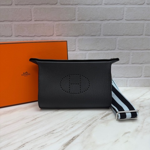 Hermès 愛馬仕 Videpoches 黑色銀釦 斜背包