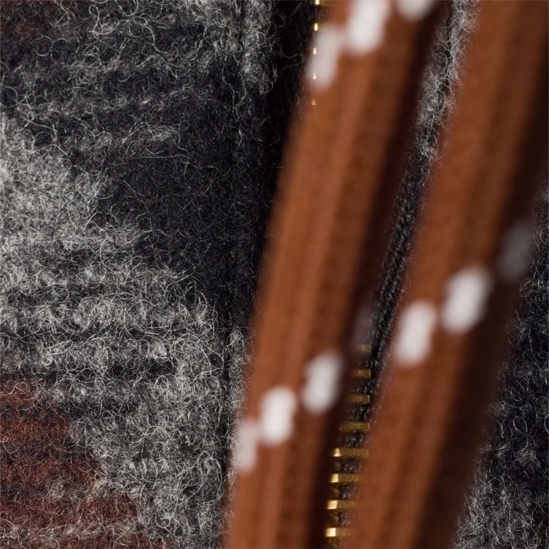 Miu Miu 女士 拉鍊手提包均碼碼18.5cm*10cm*14cm-1