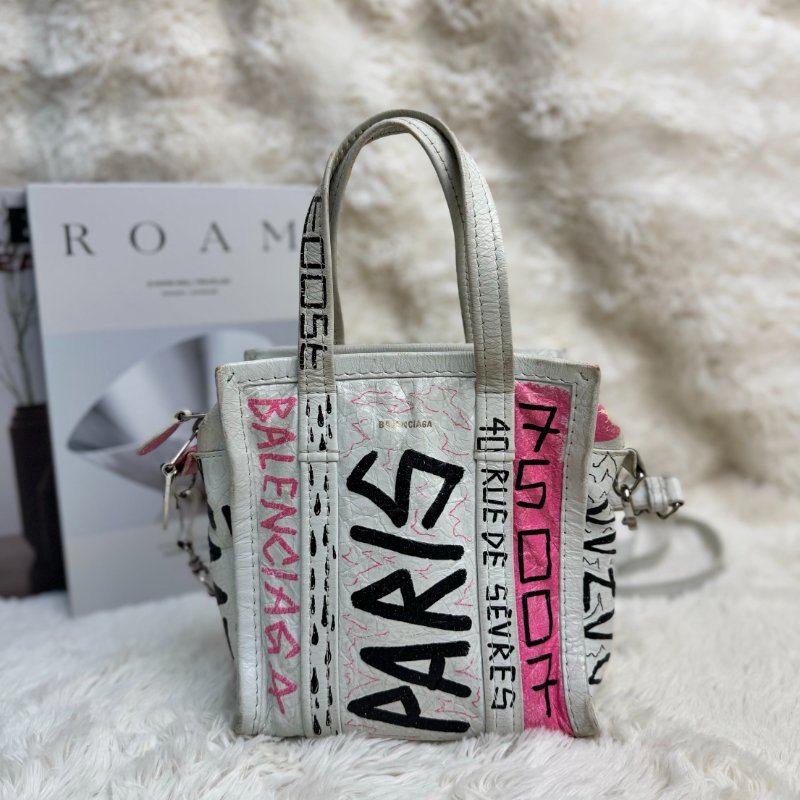 BALENCIAGA Bazar Shopper 白色 塗鴉 羊皮 xxs-0