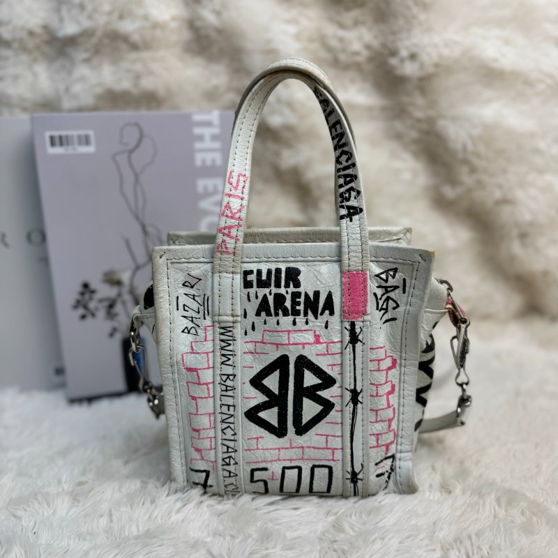 BALENCIAGA Bazar Shopper 白色 塗鴉 羊皮 xxs-1