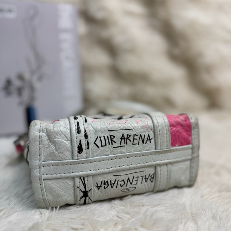 BALENCIAGA Bazar Shopper 白色 塗鴉 羊皮 xxs-3
